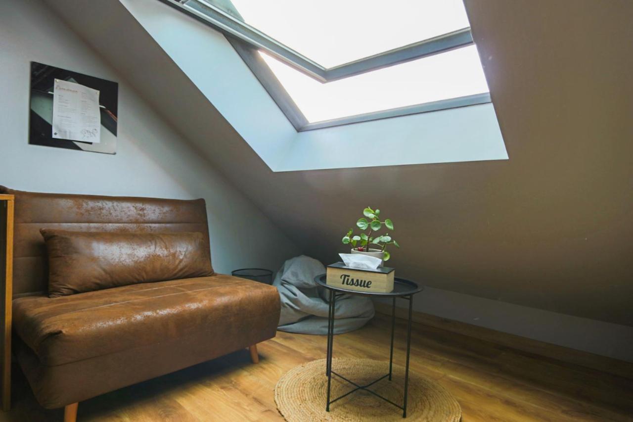 Maisonnette En Duplex Avec Terrasse Breux-Jouy Экстерьер фото