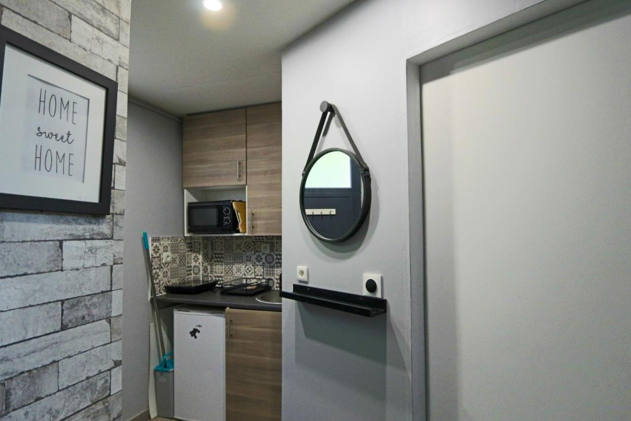 Maisonnette En Duplex Avec Terrasse Breux-Jouy Экстерьер фото