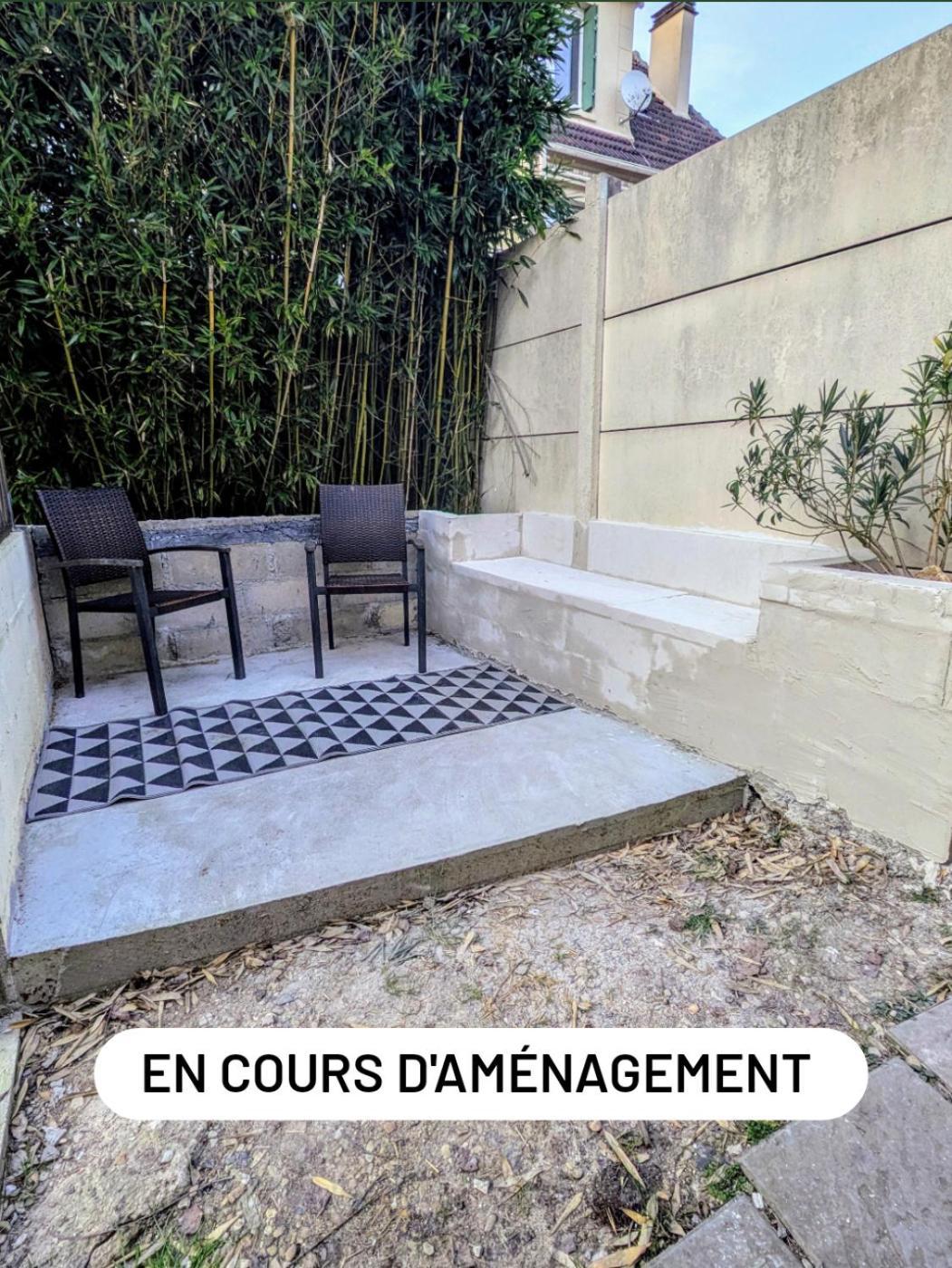 Maisonnette En Duplex Avec Terrasse Breux-Jouy Экстерьер фото